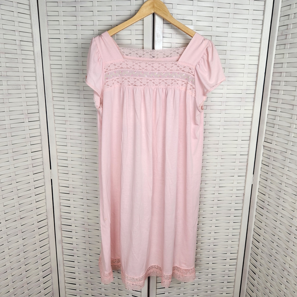 Vintage Vanity Fair Pink Nightgown Embroidered Rose Buds Lace Cap Sleeve Size XL